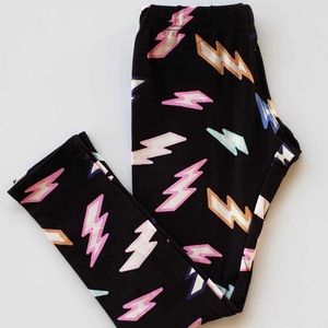 Dot Dot Smile lightening leggings NWT 7